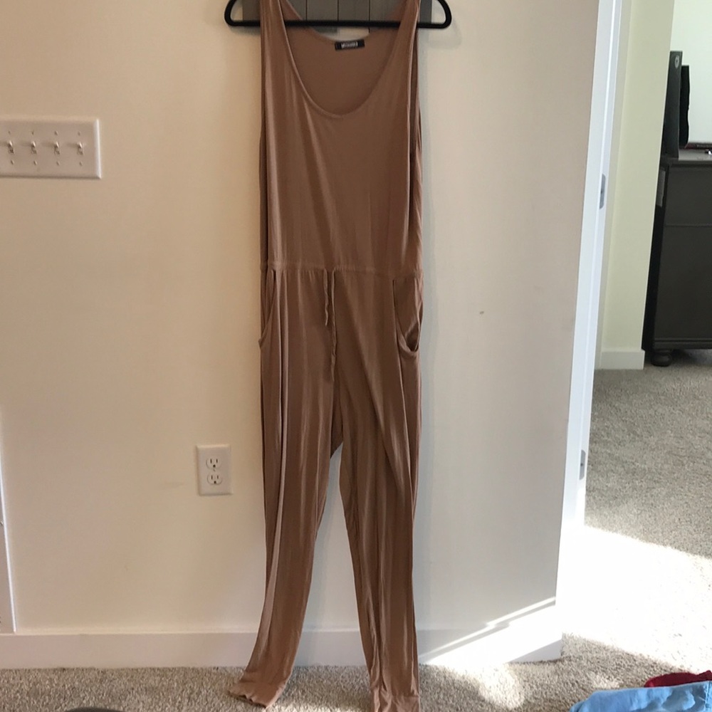 Tan Jumpsuit , sooooo soft 🙌🏽